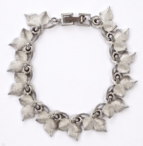 Silver Plated Ivy Leaf Link Bracelet circa 1950s